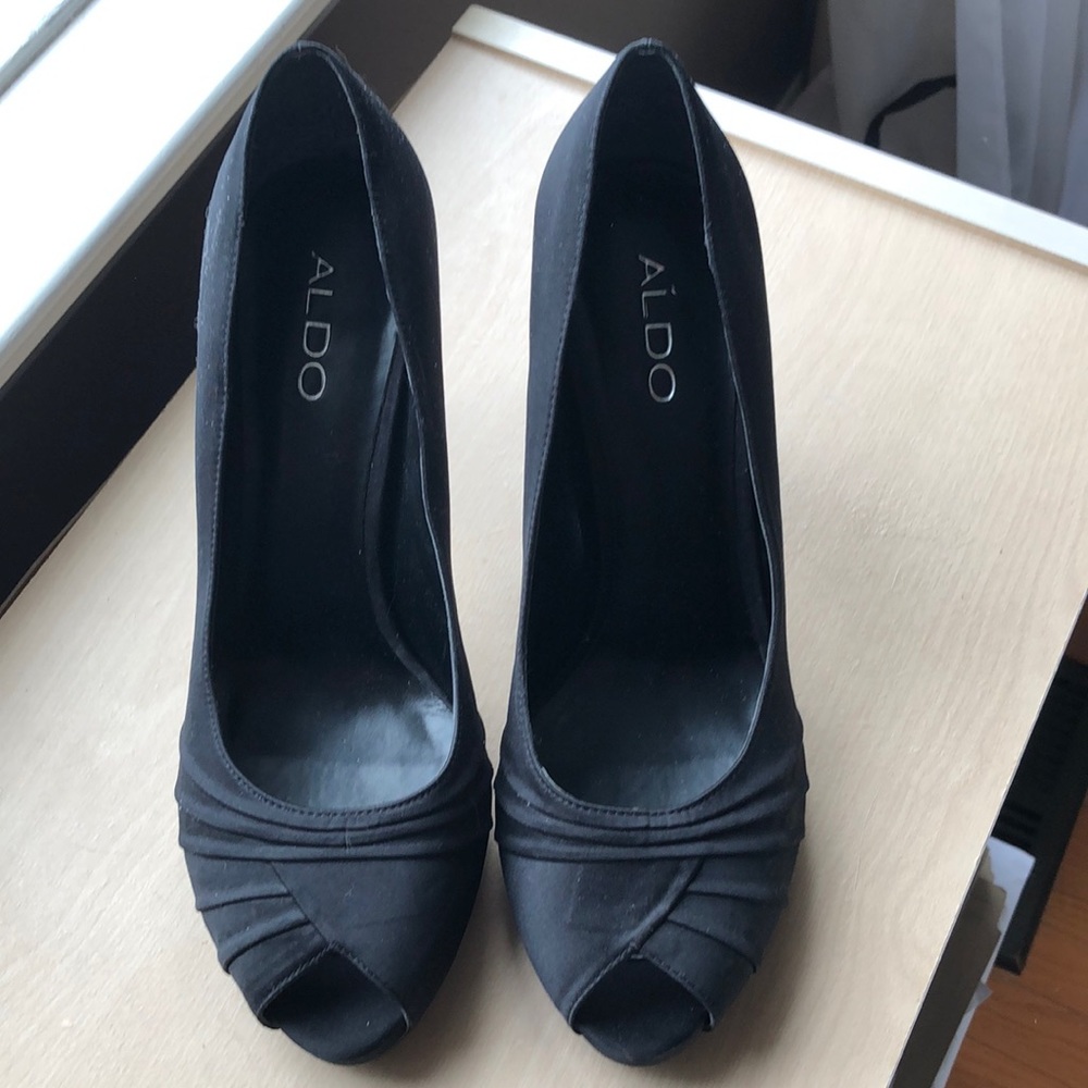 Ladies shoes